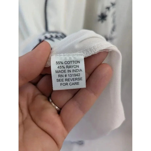 Chic Connection tunic mini dress, white & blue embroidered, women's small D18 - Picture 3 of 8